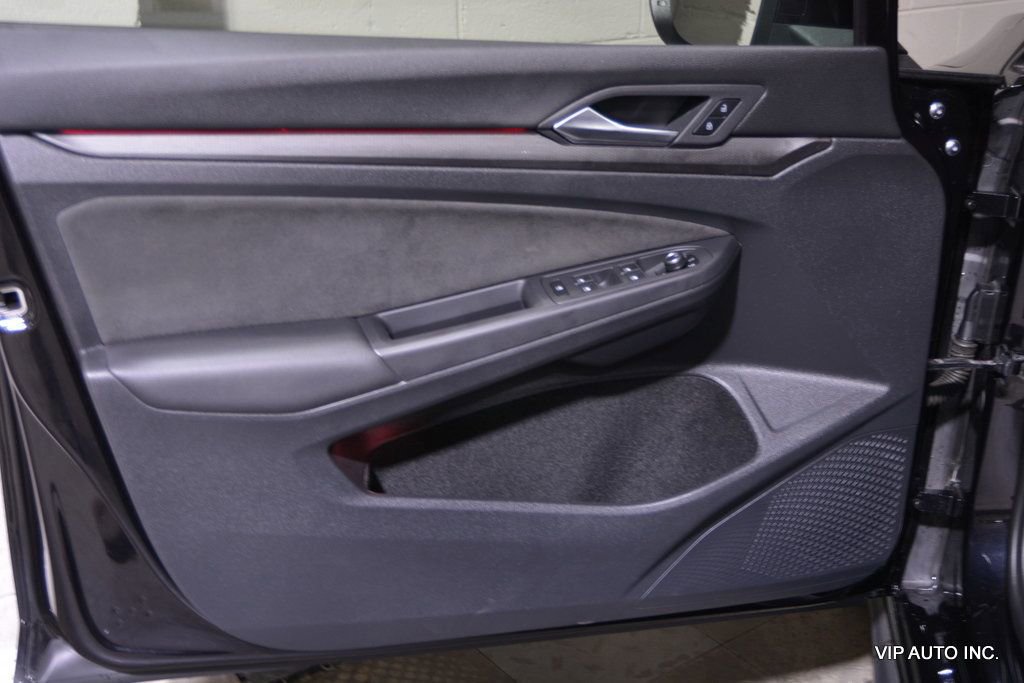 Used 2023 Volkswagen GTI S image 7