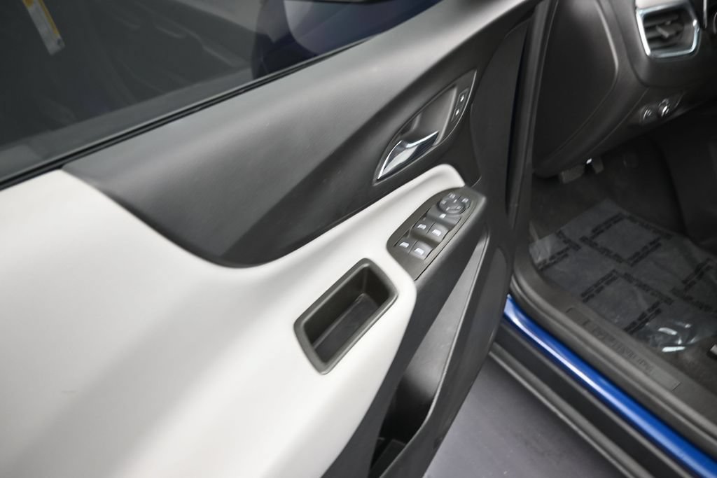 Used 2023 Chevrolet Equinox LS FWD image 10