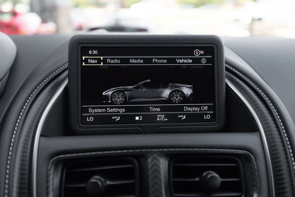 Used 2023 Aston Martin DBS Superleggera Volante RWD image 33