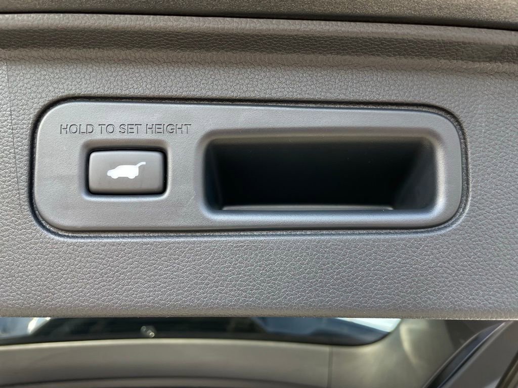 Certified 2025 Honda Pilot Elite image 47