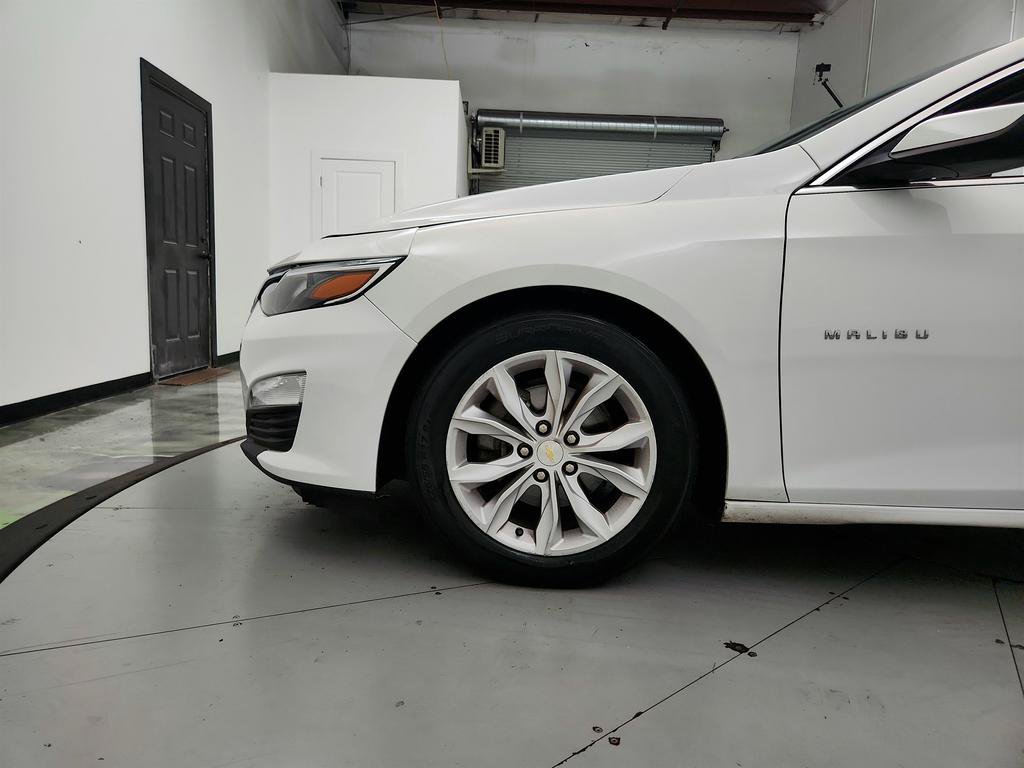 Used 2020 Chevrolet Malibu LT FWD image 30