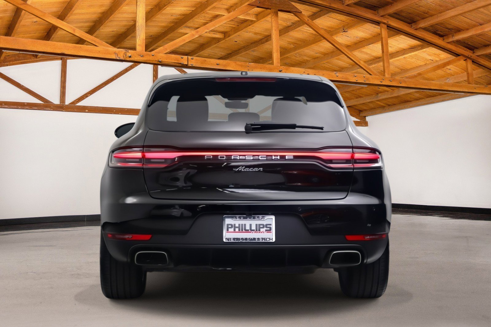 Used 2021 Porsche Macan AWD/4WD image 4