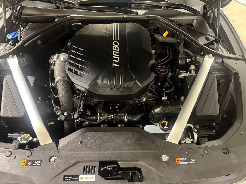 Used 2023 Genesis G70 3.3T AWD/4WD image 17