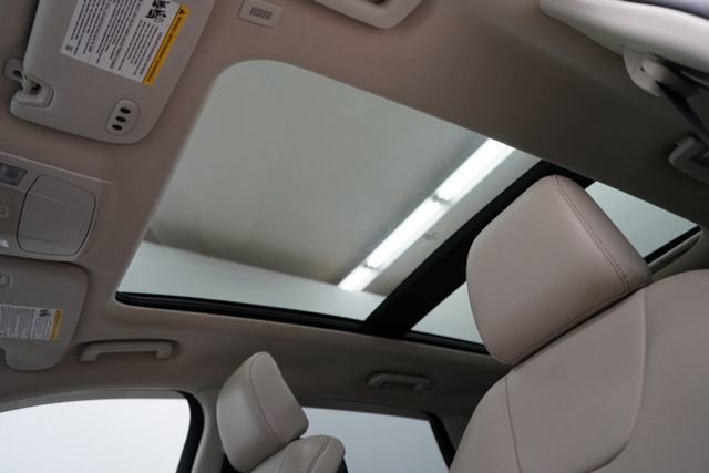 Used 2020 Ford Edge Titanium w/ Equipment Group 301A image 50