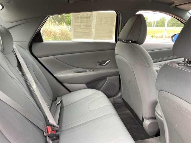 Used 2023 Hyundai Elantra SEL w/ Convenience Package FWD image 21