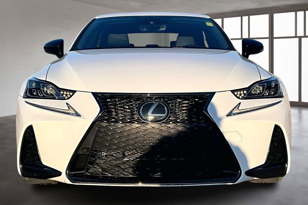 Used 2019 Lexus IS 300 image 2