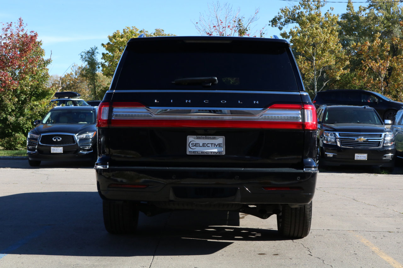 Used 2020 Lincoln Navigator L Reserve w/ Luxury Package image 11