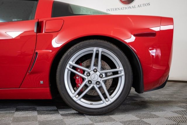 Used 2006 Chevrolet Corvette Z06 w/ Preferred Equipment Group RWD image 13