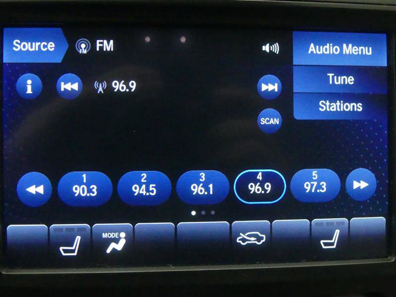 Used 2020 Acura MDX SH-AWD image 10