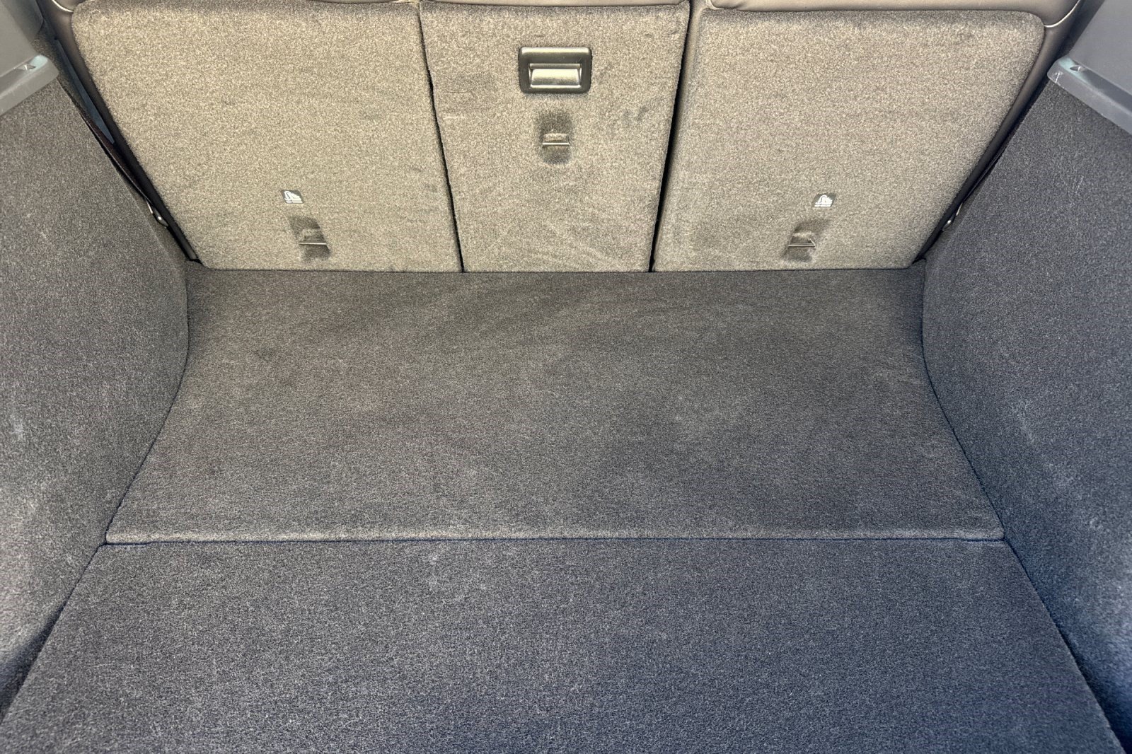 Used 2024 Tesla Model Y Long Range RWD image 26