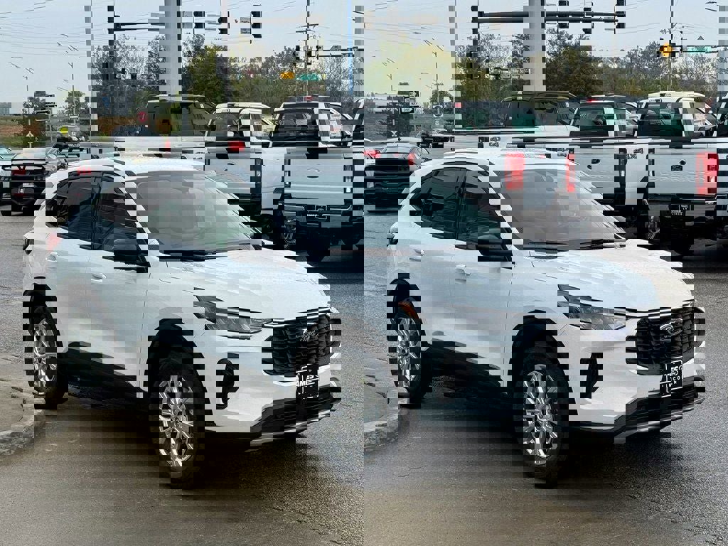 New 2026 Ford Escape Active w/ Cold Weather Package image 6