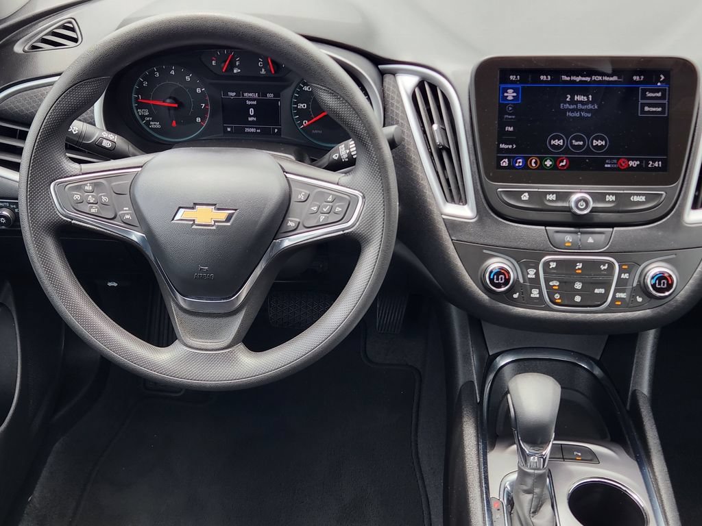 Used 2024 Chevrolet Malibu LT FWD image 25