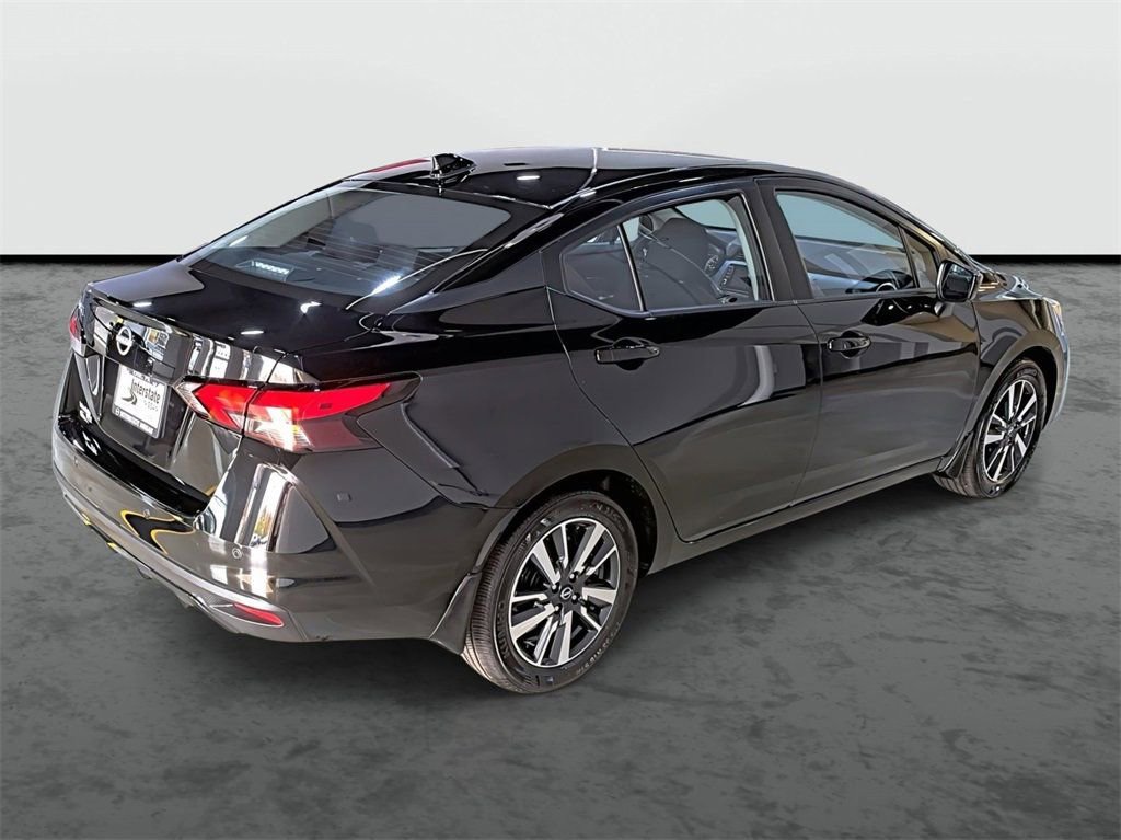 Used 2025 Nissan Versa SV w/ Trunk Package image 4