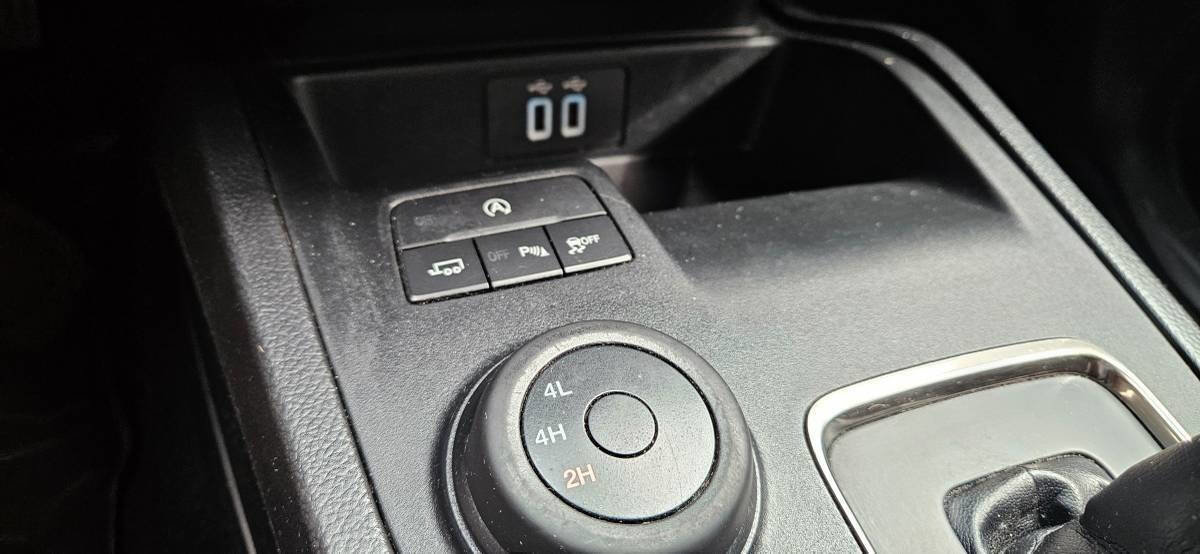 Used 2019 Ford Ranger XLT w/ Equipment Group 301A Mid AWD/4WD image 16