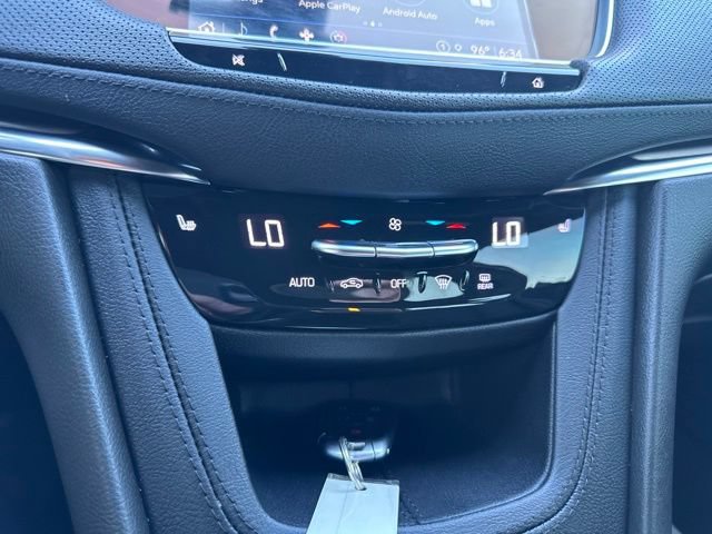 Used 2022 Cadillac XT5 Luxury AWD/4WD image 44