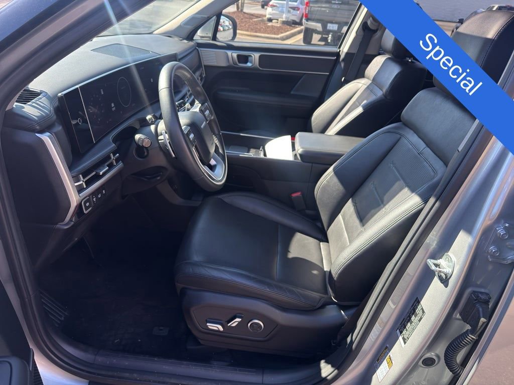 Used 2024 Hyundai Santa Fe Limited image 10