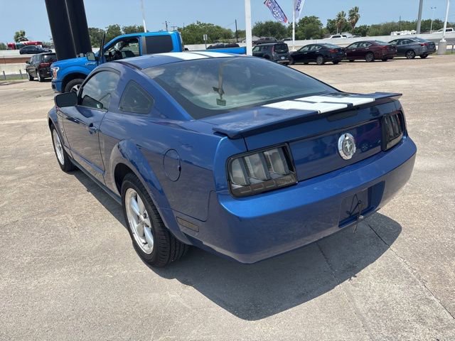 Used 2008 Ford Mustang Premium RWD image 12