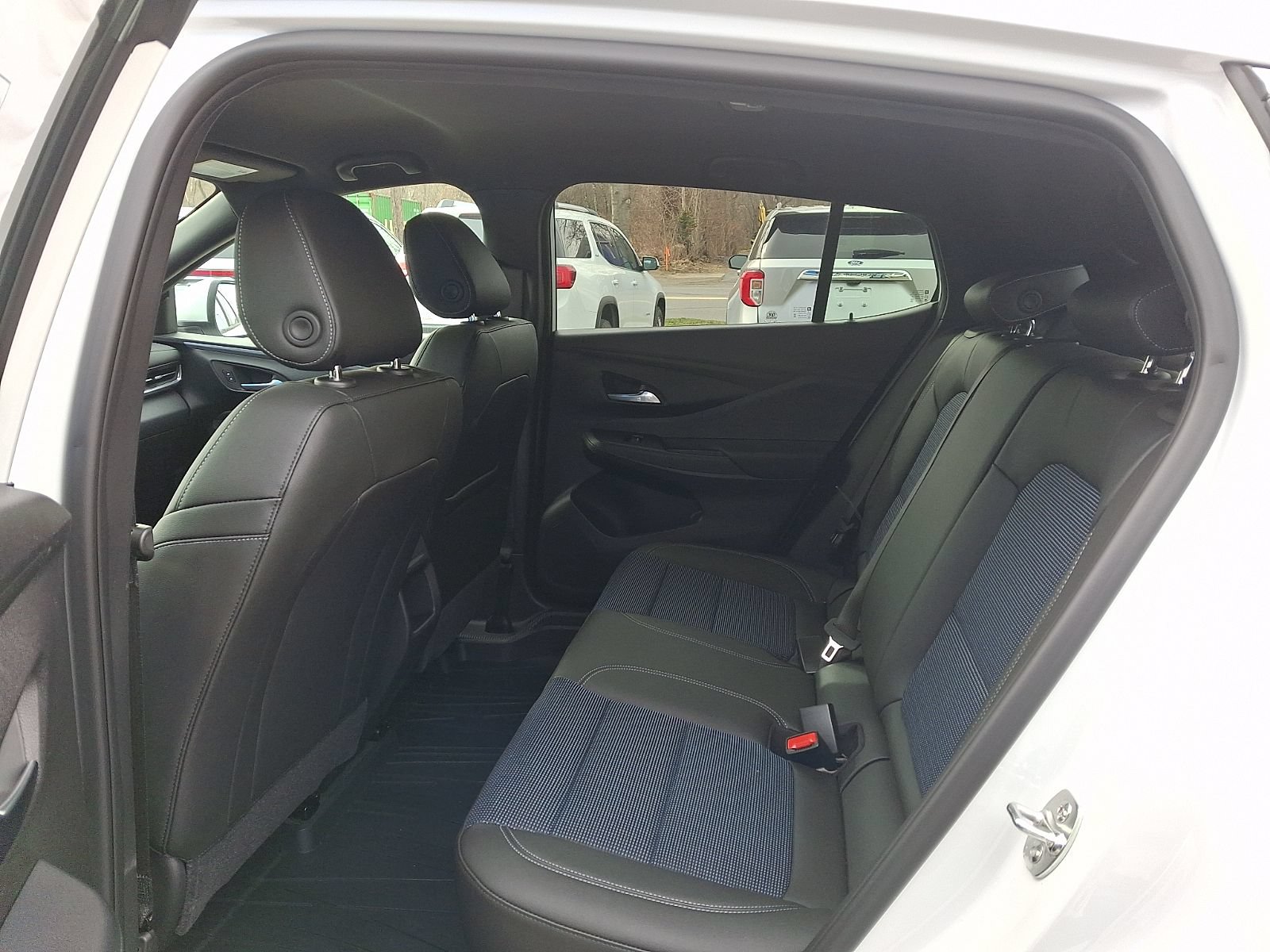 New 2026 Buick Envista Sport Touring w/ Convenience I Package FWD image 10