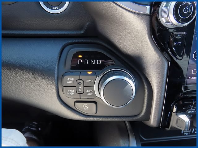 New 2026 RAM 1500 Big Horn AWD/4WD image 18