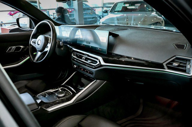 Used 2023 BMW 330i xDrive Sedan w/ M Sport Package image 24