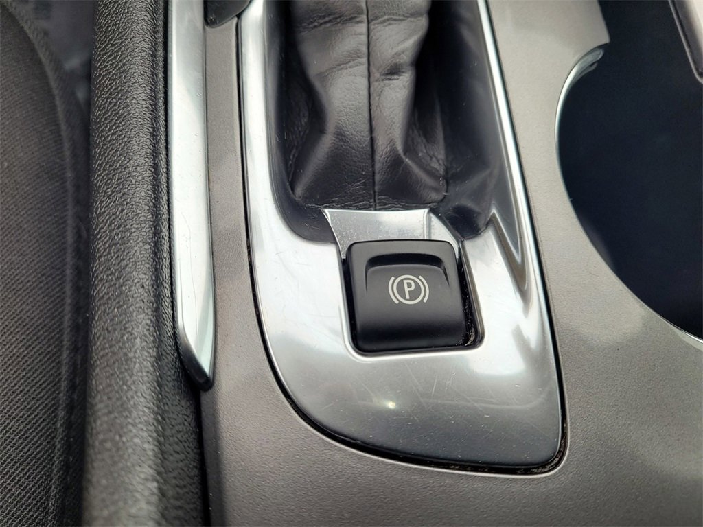 Used 2023 Chevrolet Malibu LT image 21