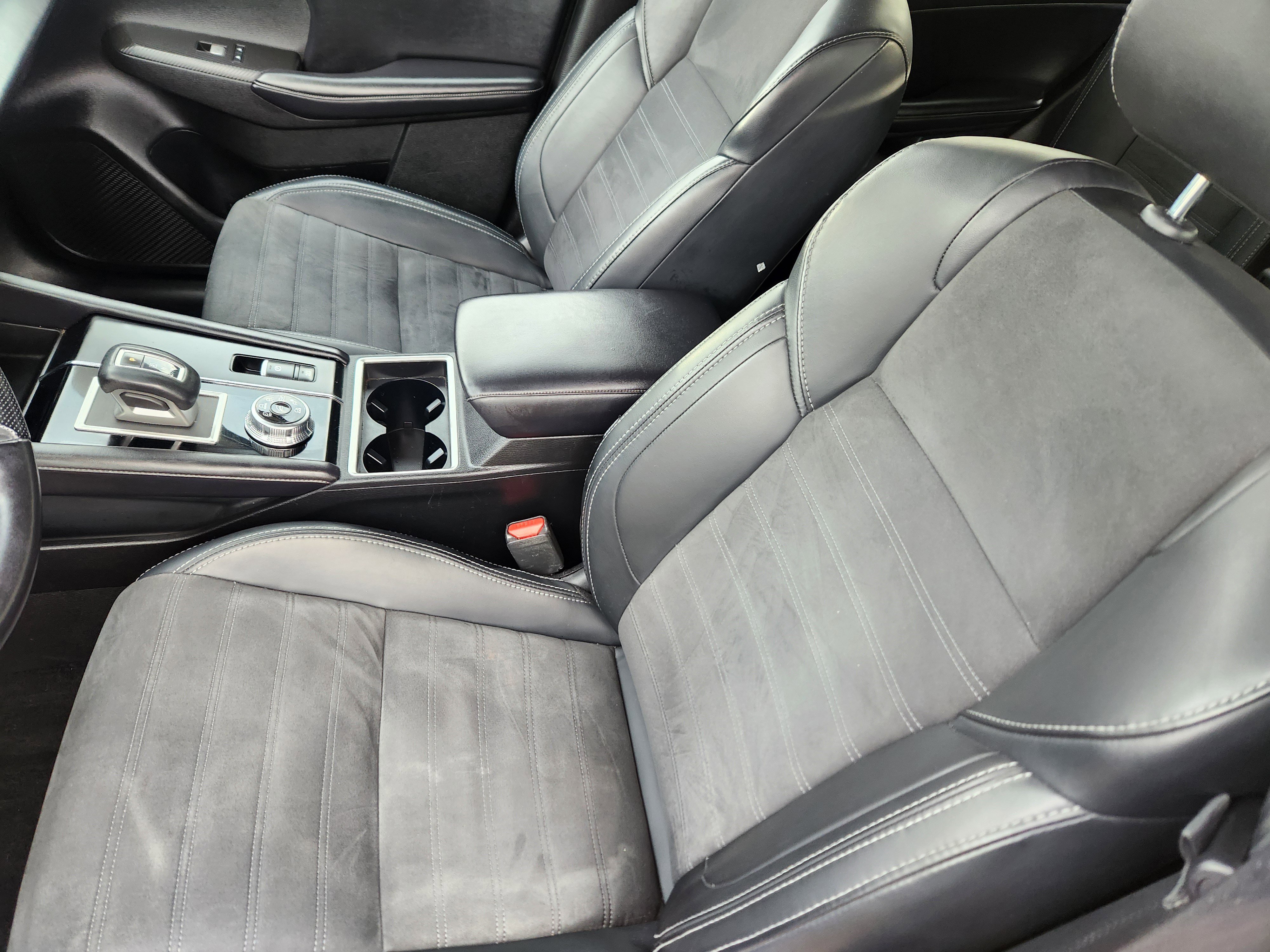Used 2024 Mitsubishi Outlander SE AWD/4WD image 9