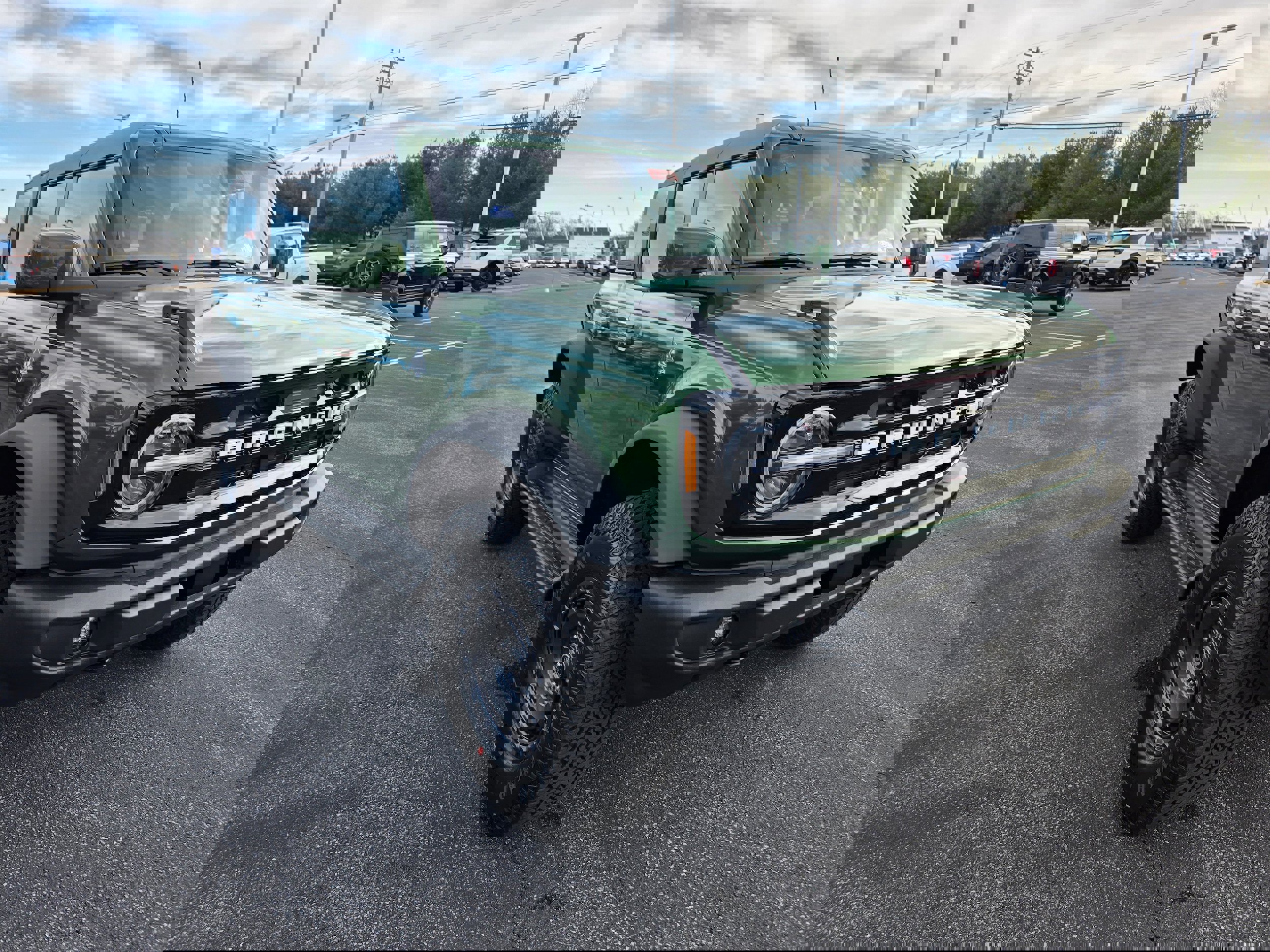 New 2025 Ford Bronco Outer Banks w/ Sasquatch Package image 14