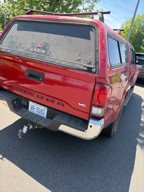 Used 2018 Toyota Tacoma SR5 image 9