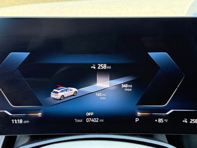 Used 2026 BMW iX xDrive45 w/ Climate Comfort Package image 24