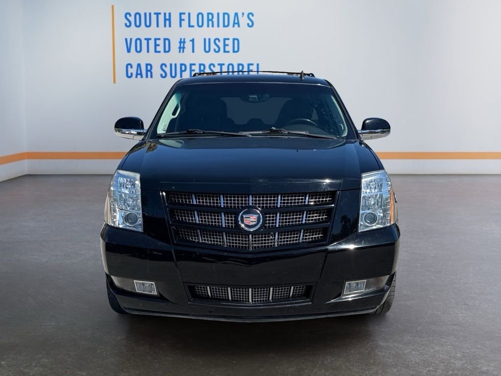 Used 2013 Cadillac Escalade Premium image 8