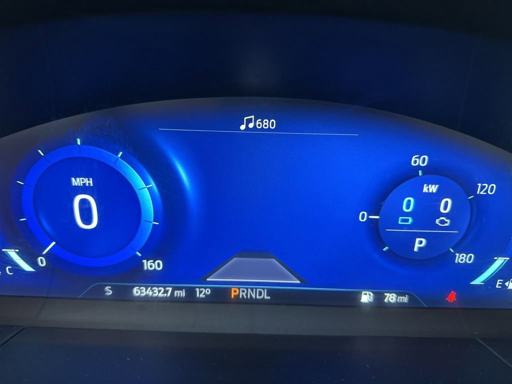 Used 2020 Ford Escape Titanium image 27