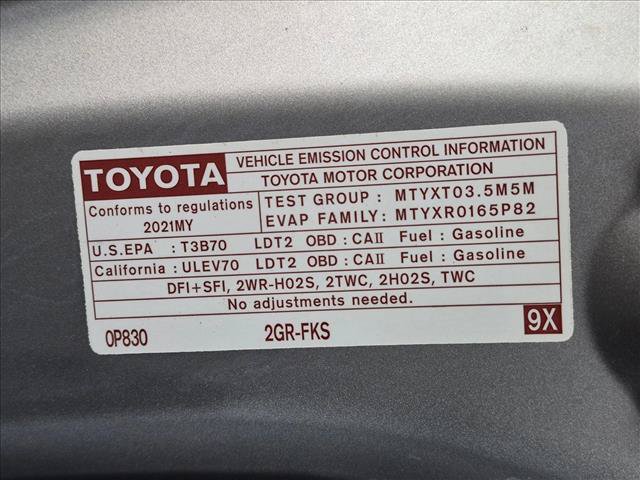 Used 2021 Toyota Highlander XLE AWD/4WD image 26