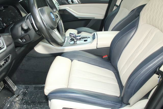 Used 2022 BMW X5 xDrive45e w/ M Sport Package image 22