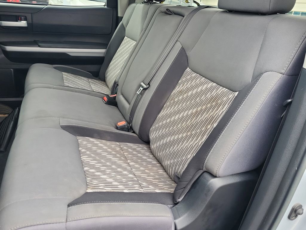 Used 2019 Toyota Tundra SR5 w/ SR5 Upgrade Package AWD/4WD image 11