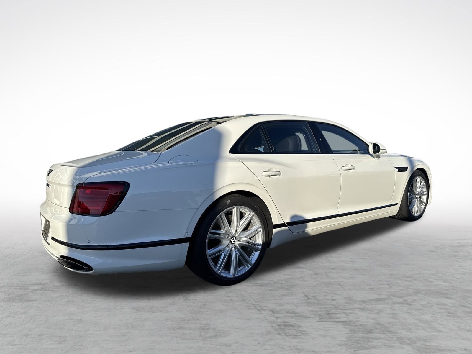 New 2026 Bentley Flying Spur Plug-In Hybrid image 11