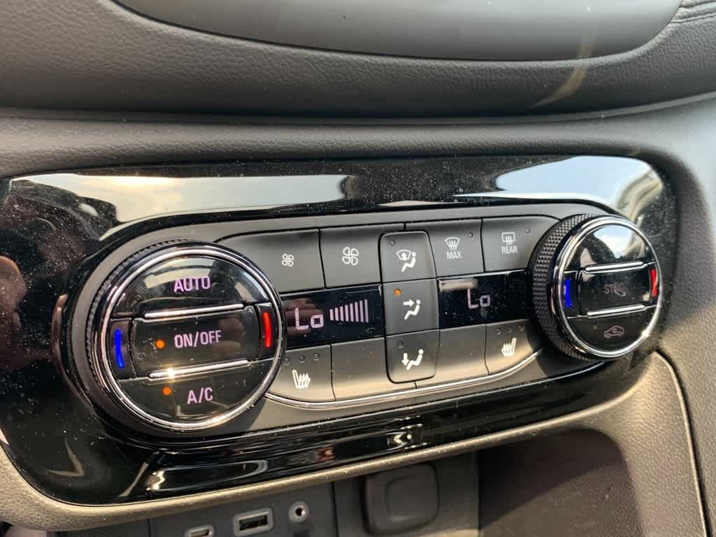 Used 2023 Buick Encore GX Essence w/ Experience Buick Package AWD/4WD image 15