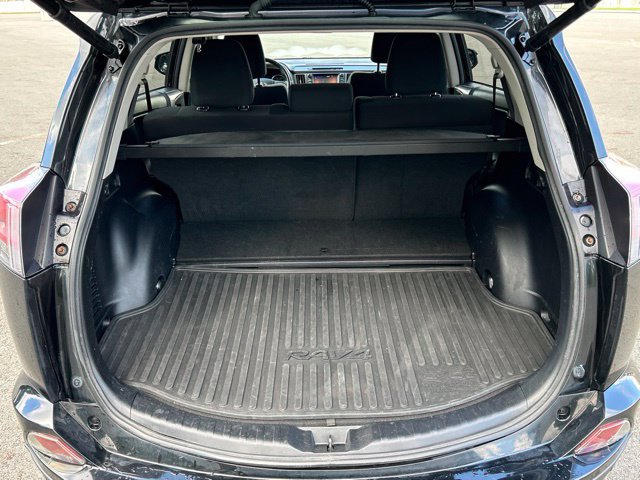 Used 2018 Toyota RAV4 XLE w/ Convenience Package AWD/4WD image 37