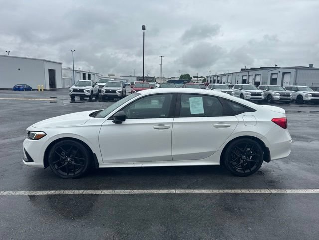 Used 2023 Honda Civic Sport image 3