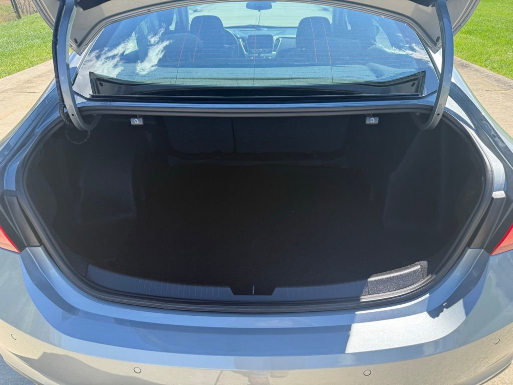 Used 2024 Chevrolet Malibu LT image 6