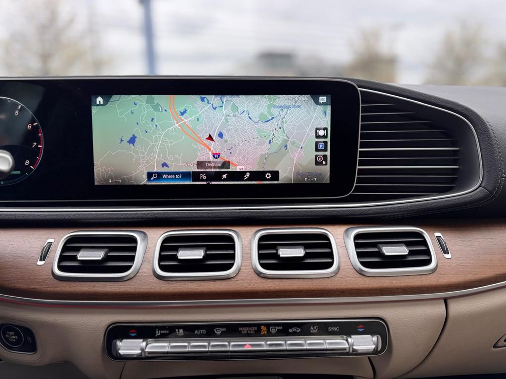 Used 2022 Mercedes-Benz GLS 450 4MATIC image 15