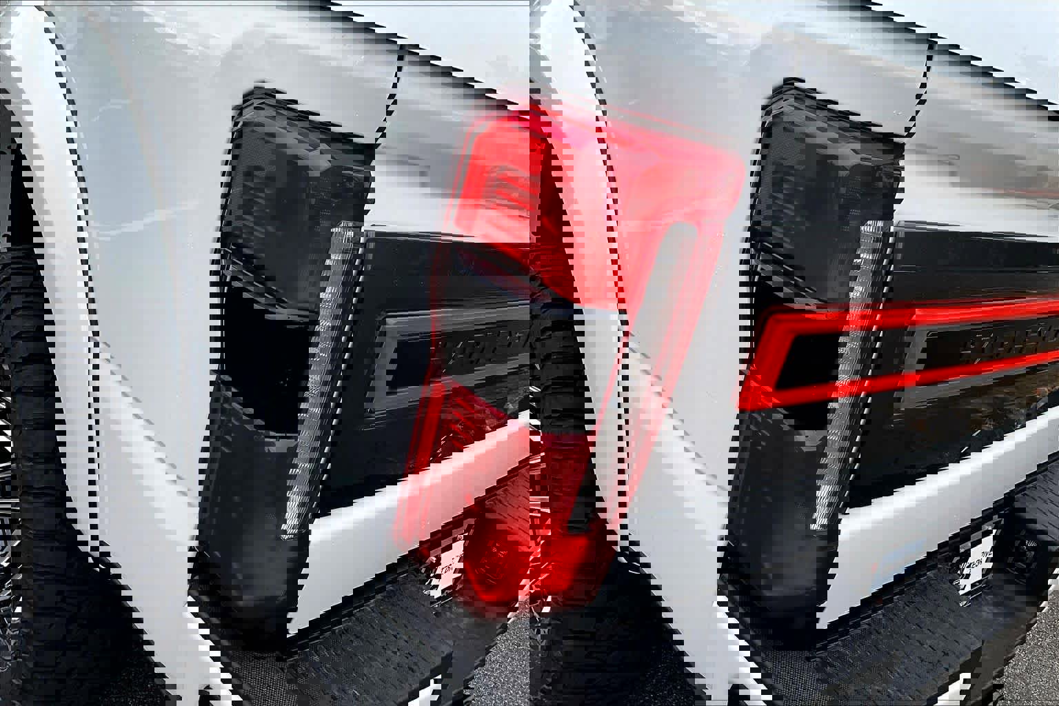 New 2026 Ford F250 Lariat w/ Black Appearance Package image 14