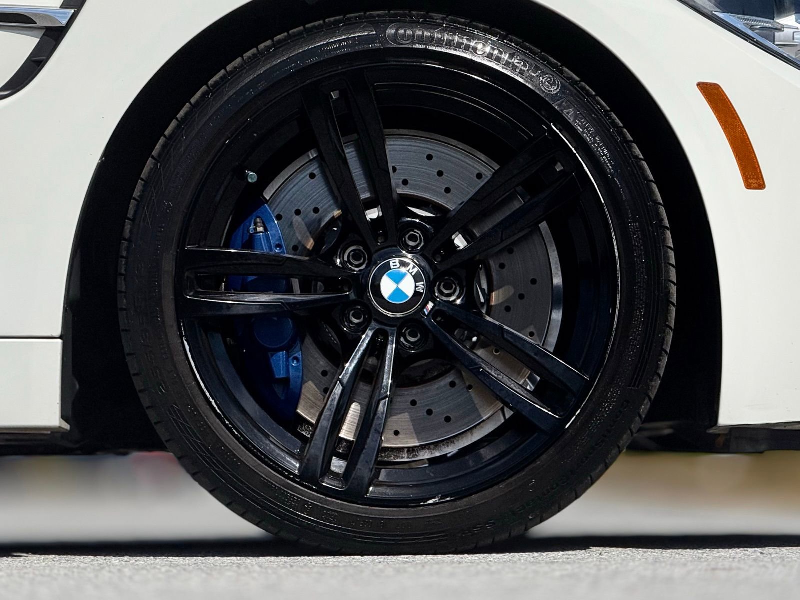 Used 2019 BMW M4 Convertible image 20