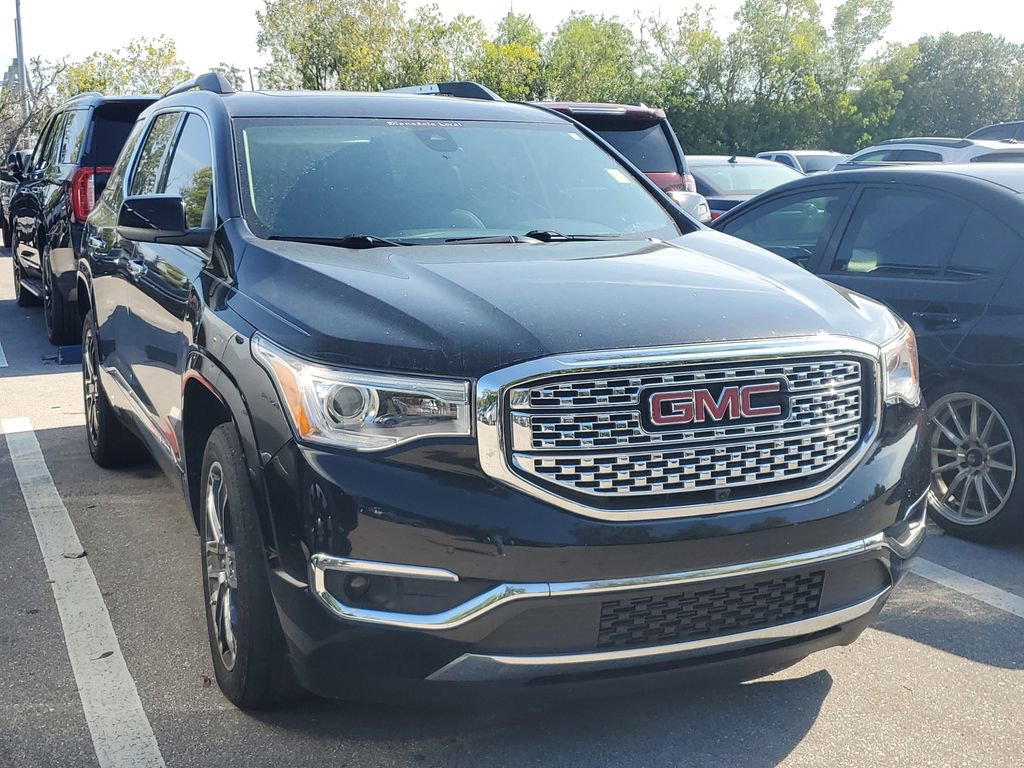 Used 2019 GMC Acadia Denali w/ Technology Package image 3