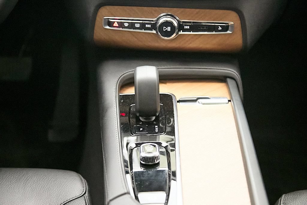 Certified 2023 Volvo XC90 B5 Plus w/ Protection Package Premier AWD/4WD image 35