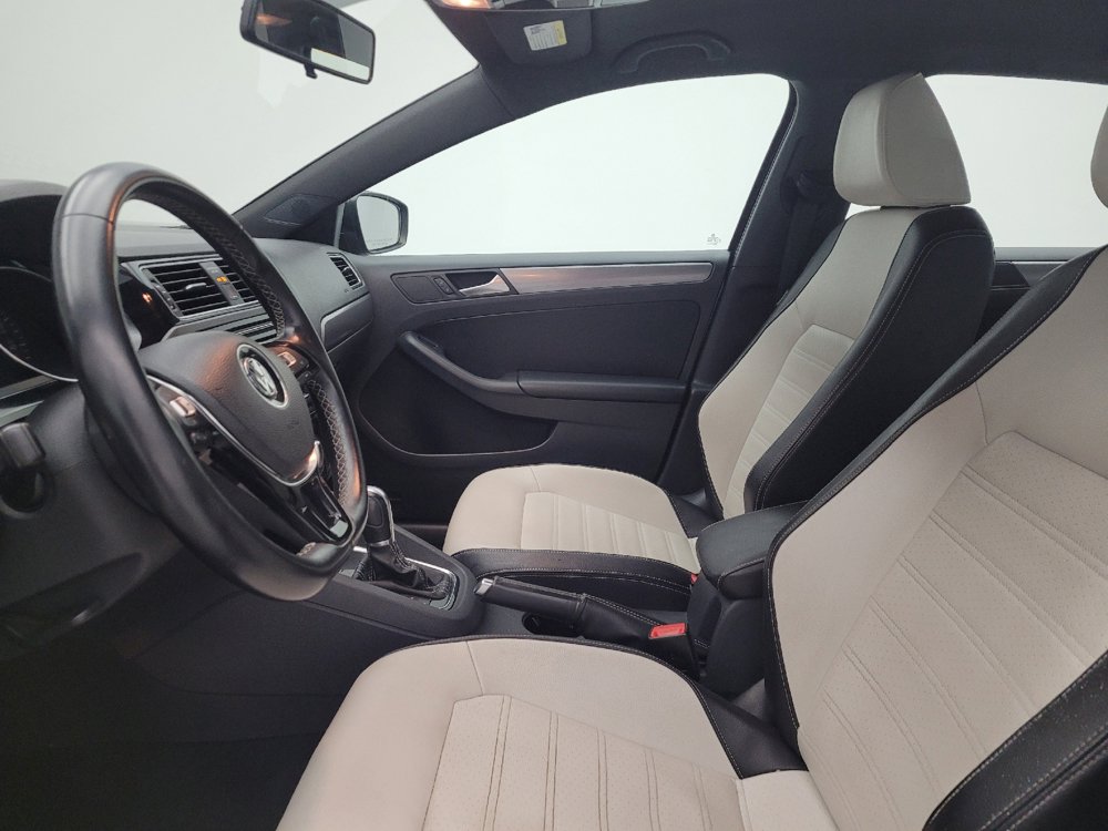 Used 2016 Volkswagen Jetta Sport FWD image 17