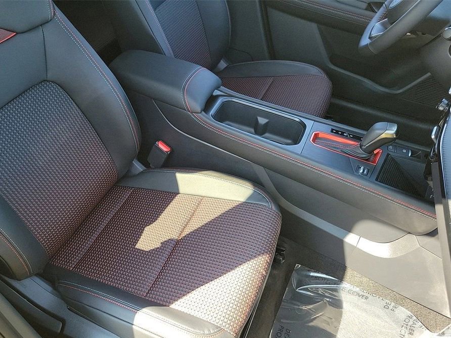 New 2026 Nissan Kicks SR w/ SR Premium Package image 17