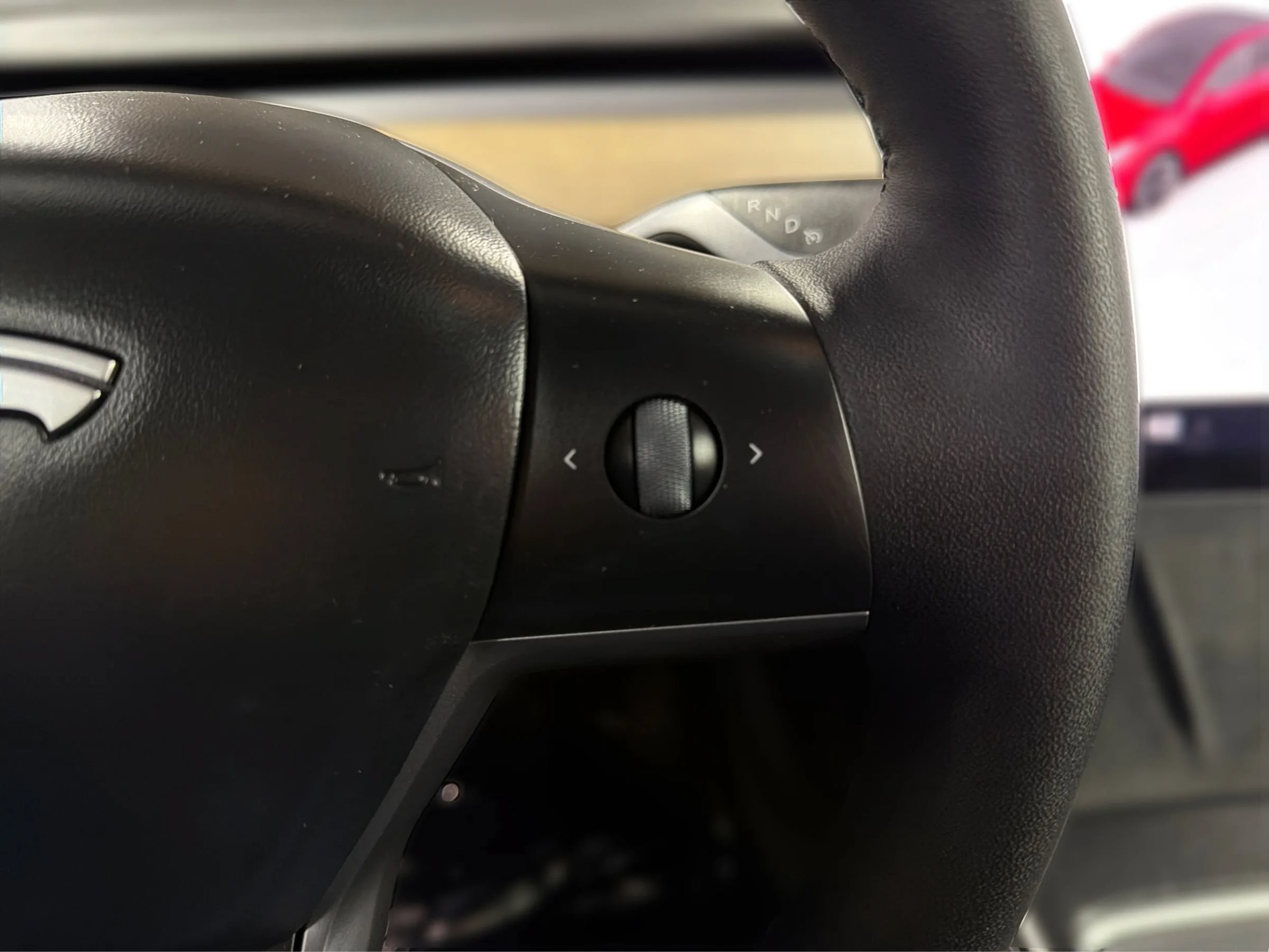 Used 2024 Tesla Model Y Long Range AWD/4WD image 26
