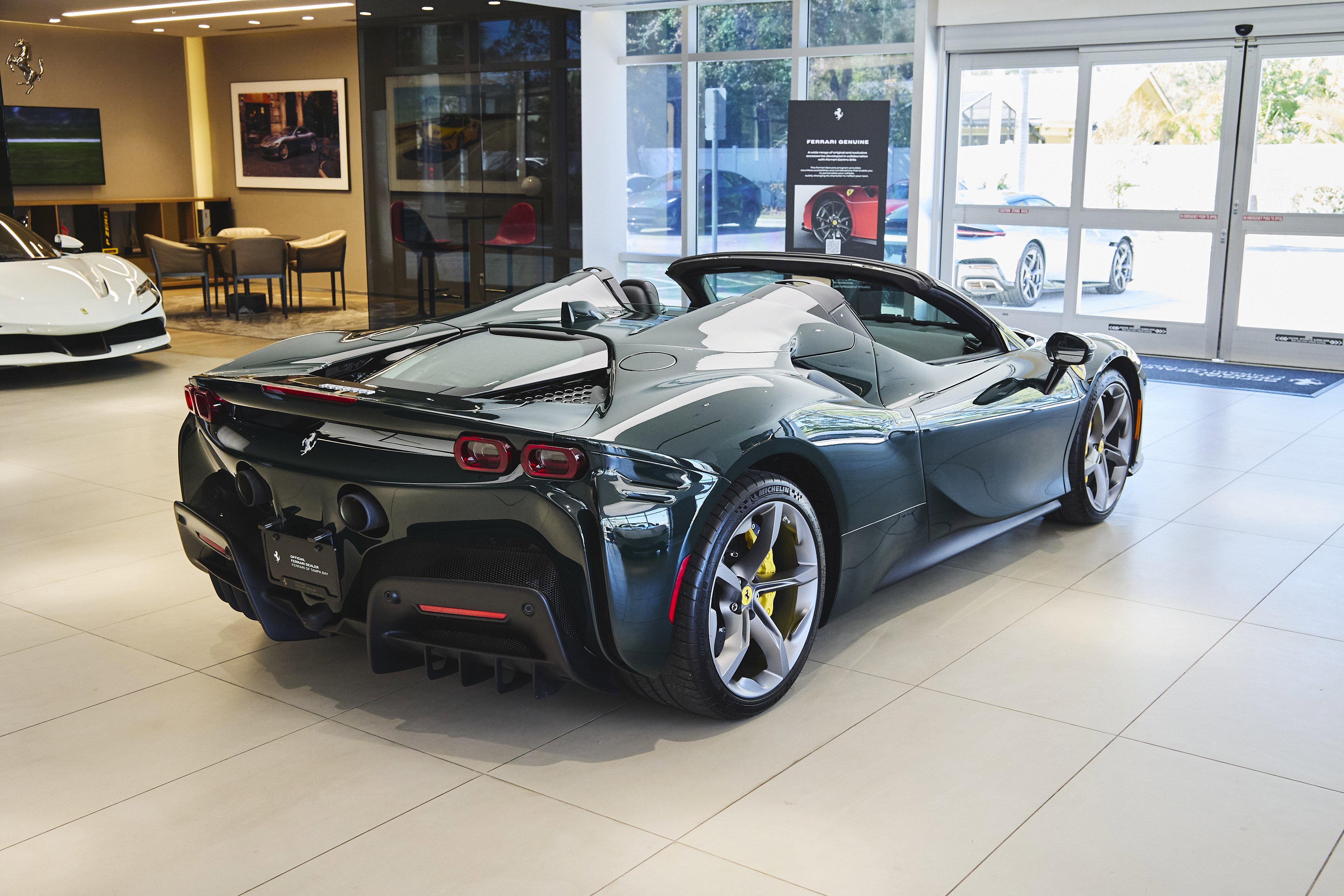 Used 2024 Ferrari SF90 Spider image 11