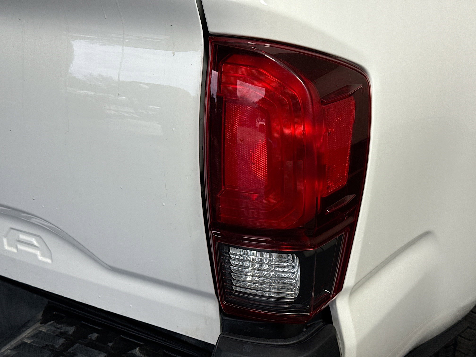 Used 2022 Toyota Tacoma SR image 33