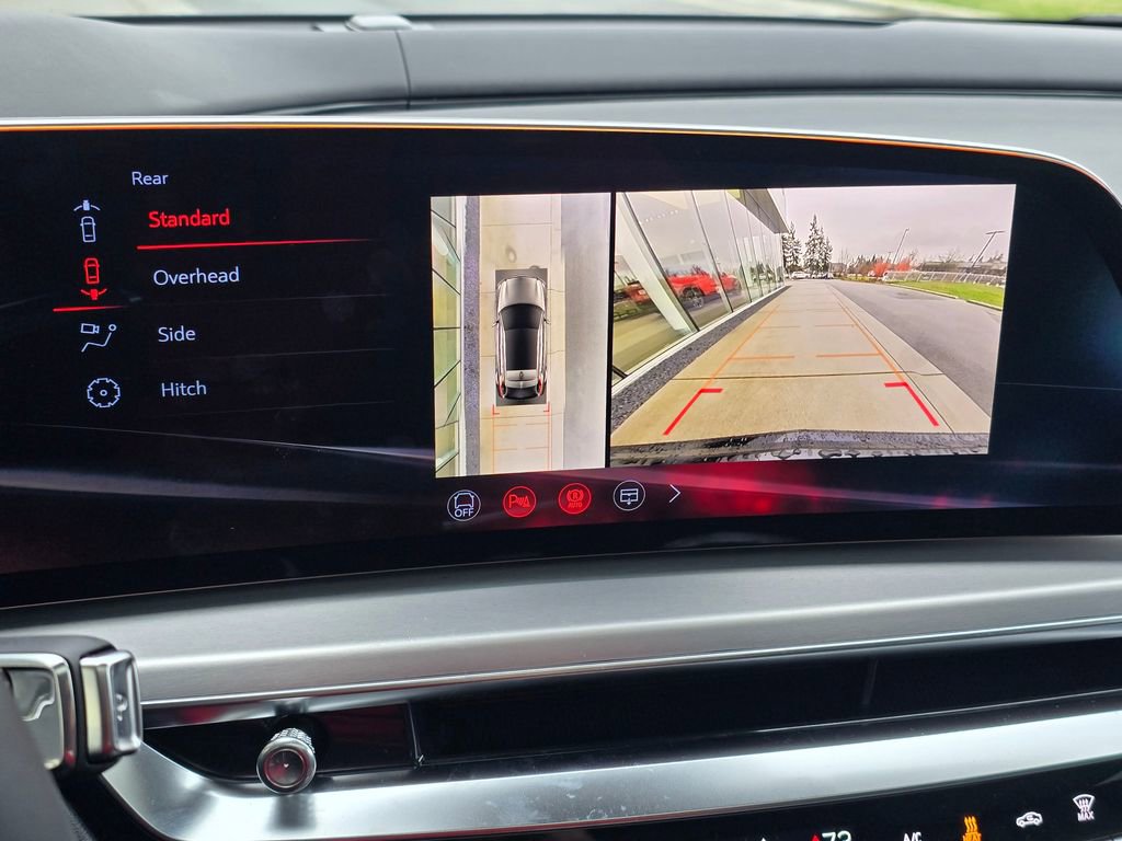 New 2026 Cadillac Lyriq V AWD/4WD image 30
